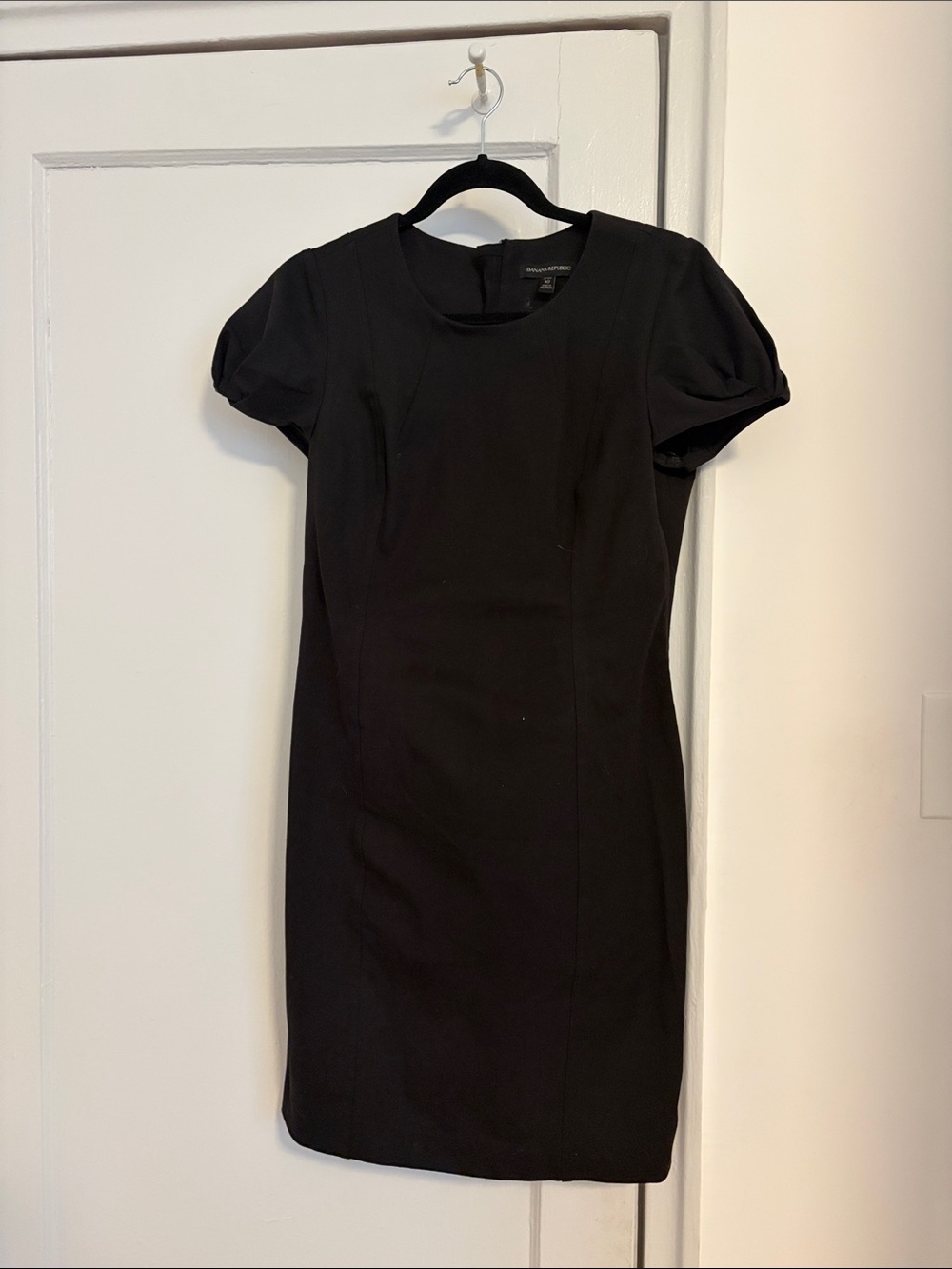 Banana Republic Black Short-Sleeve Petite Midi Dress